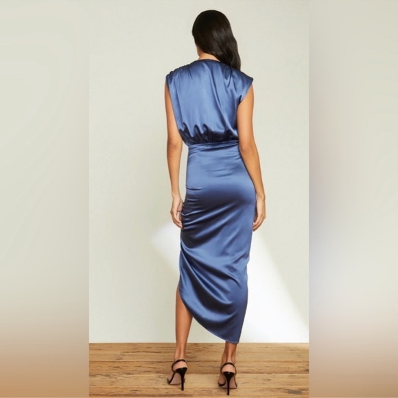 Veronica Beard Casela Dress Stretch Silk Sleeveless Blue Ruched Front Slit Sz 8 - Picture 3 of 16